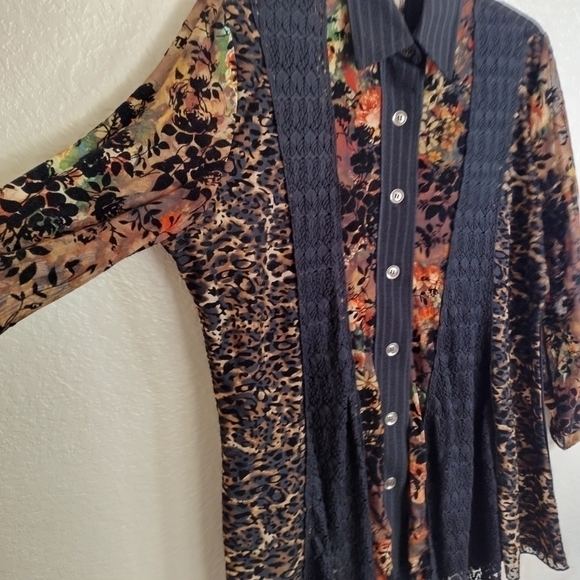 Calessa color block button down velour blouse sz L - Picture 5 of 9